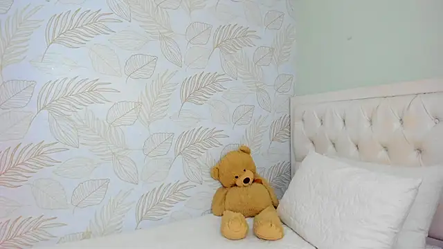 TianaReedd online show from February 2025 12:54:01 PM