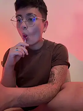 Ashley Chriss online show from December 2024 04:00:02 AM