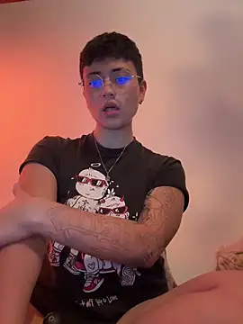 Ashley Chriss online show from January 2025 11:04:02 AM