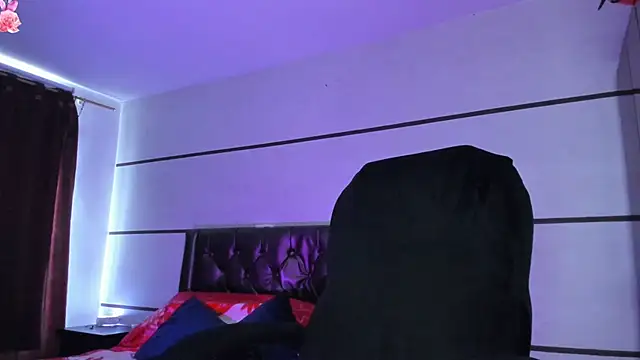 nathylovexx online show from November 2025 02:49:01 PM