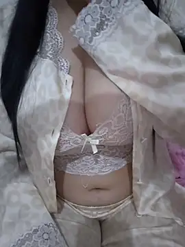 Liyan- online show from April 2026 01:58:01 AM