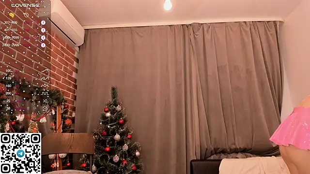 Snapshot of tyty_piupiu chatting on January 2025 05:22:02 PM tyty piupiu online show from January 2025 05:22:02 PM