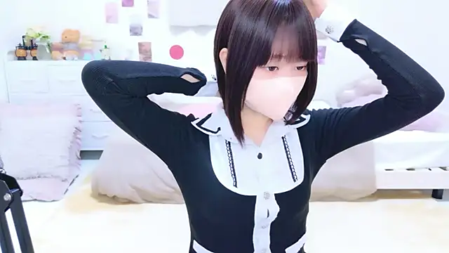 Im Yu-na online show from July 2026 12:02:02 PM