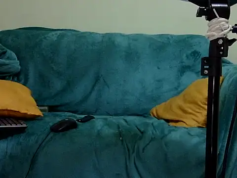 Squirt ass queen online show from March 2025 03:22:02 AM