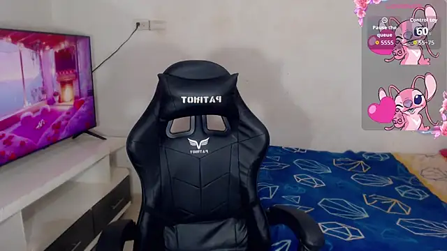 DannaDocell online show from April 2026 10:16:02 AM