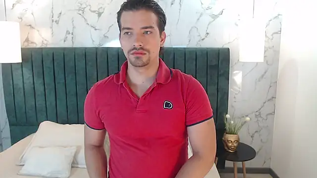 Snapshot of Ian_Daviz chatting on December 2024 09:54:01 PM Ian Daviz online show from December 2024 09:54:01 PM
