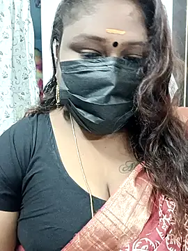 Snapshot of simran21 chatting on February 2025 02:24:01 PM simran21 online show from February 2025 02:24:01 PM