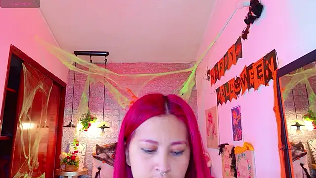 meghan nill online show from October 2025 02:56:01 AM