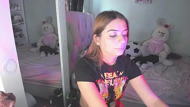 KittyKlum online show from February 2026 08:26:01 PM