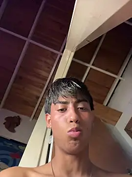 Mauuu18 online show from May 2026 11:12:03 PM