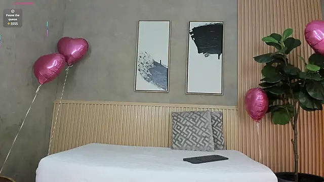 Snapshot of nina_soul chatting on February 2025 11:59:02 AM nina soul online show from February 2025 11:59:02 AM