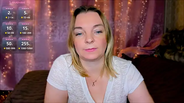 Regina  blue online show from January 2025 07:32:01 PM