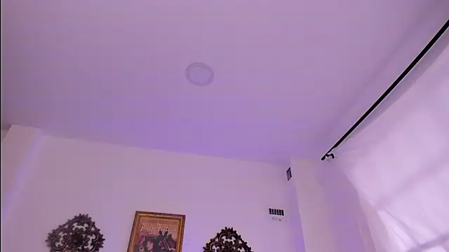 VeronicaGilss online show from October 2025 06:49:02 PM