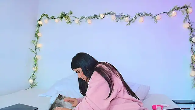 Amara vega online show from April 2026 03:55:02 PM