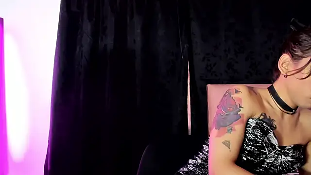 khandyzBlum online show from May 2026 04:01:01 PM