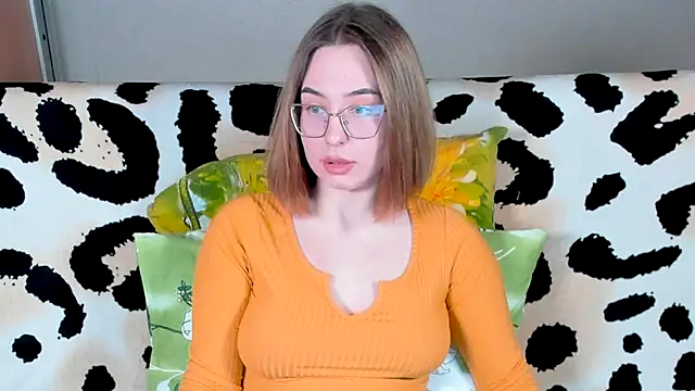 VeronikaKissuchi online show from February 2025 09:42:02 PM