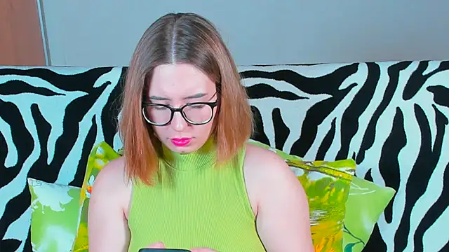 VeronikaKissuchi online show from February 2025 07:03:01 PM