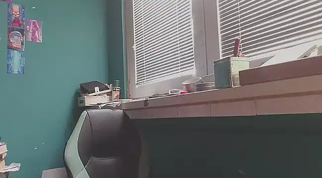 YouWantMe666 online show from February 2025 02:21:01 PM