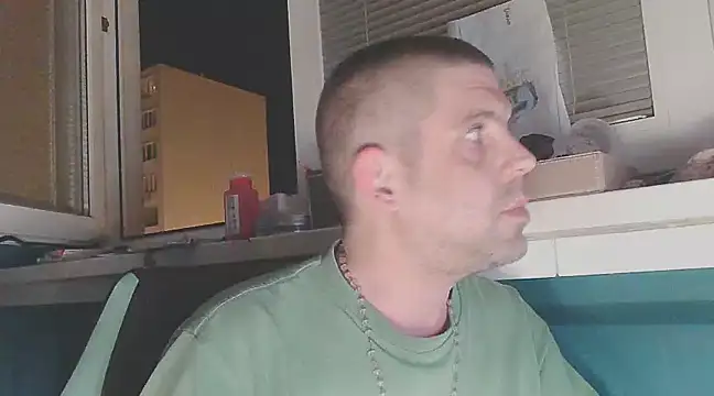 YouWantMe666 online show from February 2025 08:25:02 PM