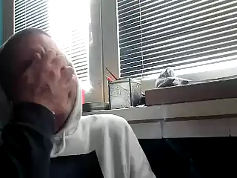 YouWantMe666 online show from February 2025 12:40:01 PM