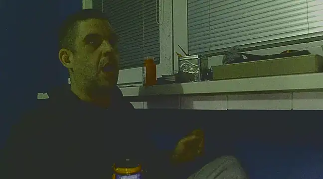 YouWantMe666 online show from February 2025 01:20:01 AM