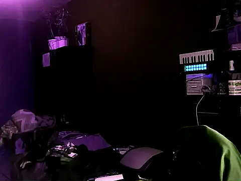 YouWantMe666 online show from October 2025 07:07:02 AM