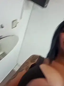 Snapshot of Tamyjenkins1 chatting on February 2026 05:28:02 PM Tamyjenkins1 online show from February 2026 05:28:02 PM