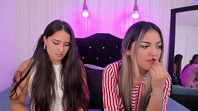 Snapshot of alice_dakota chatting on December 2024 02:46:01 AM alice dakota online show from December 2024 02:46:01 AM