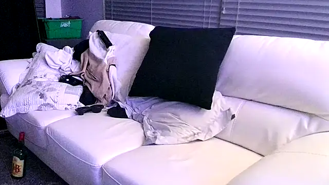 Snapshot of longthicknslick chatting on November 2025 09:41:01 AM longthicknslick online show from November 2025 09:41:01 AM