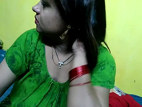 Sexyranibhabhi online show from September 2025 05:43:02 AM