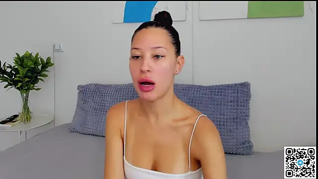 Snapshot of SelenaRousey chatting on July 2026 07:21:01 AM SelenaRousey online show from July 2026 07:21:01 AM