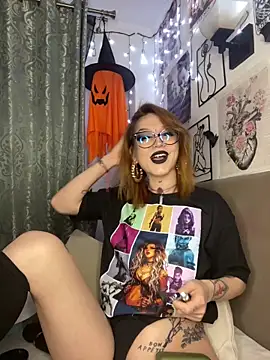 MoonAgnes online show from March 2026 01:33:01 AM