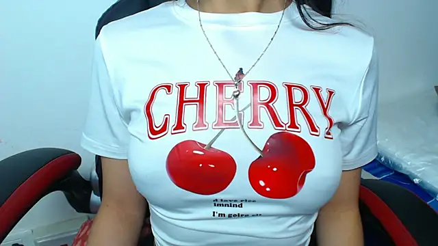 Stefanygp online show from March 2025 12:00:01 PM