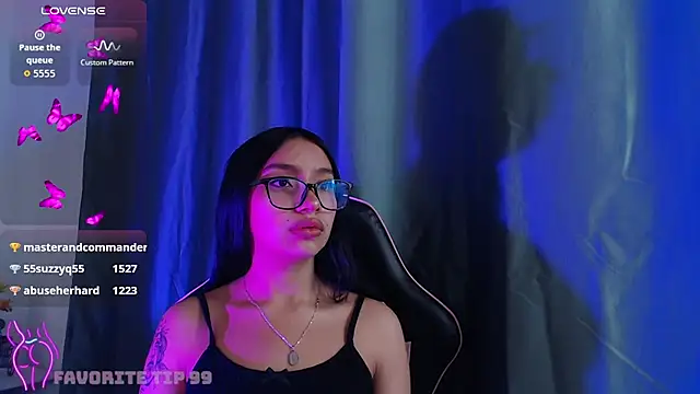 Stefanygp online show from September 2025 11:23:01 AM