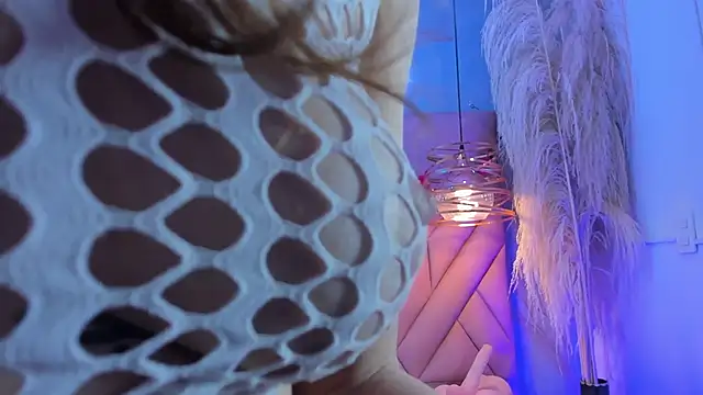 Snapshot of AngelaaCute_ chatting on February 2025 03:49:02 PM AngelaaCute online show from February 2025 03:49:02 PM