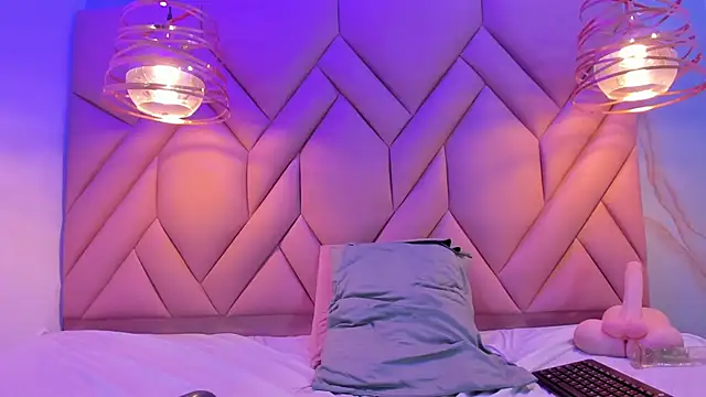 Snapshot of AngelaaCute_ chatting on March 2025 03:38:02 PM AngelaaCute online show from March 2025 03:38:02 PM