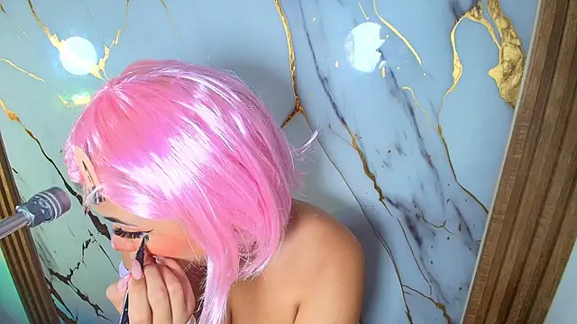 Lizz Tender online show from October 2025 12:45:02 PM