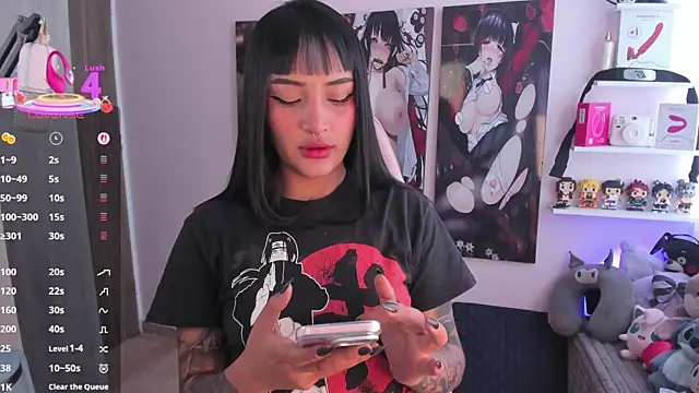 Sweet-bunny1 online show from March 2026 06:41:02 PM