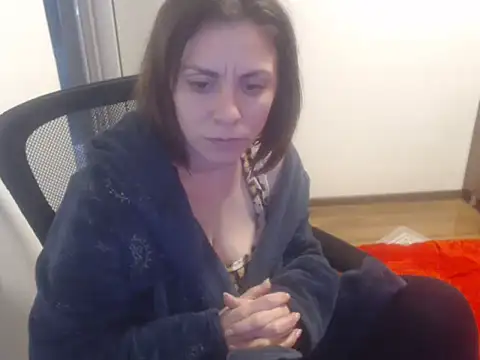 SweetAdela92 online show from February 2026 07:51:01 PM