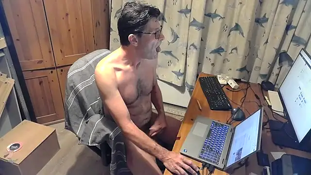 Snapshot of RolfS chatting on July 2026 10:37:01 PM RolfS online show from July 2026 10:37:01 PM
