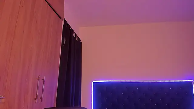  diegsz  online show from April 2026 11:55:01 AM