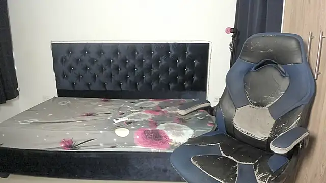  diegsz  online show from April 2026 01:27:02 PM