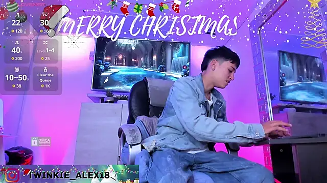 Twinkie-Alex18 online show from December 2024 09:22:01 PM