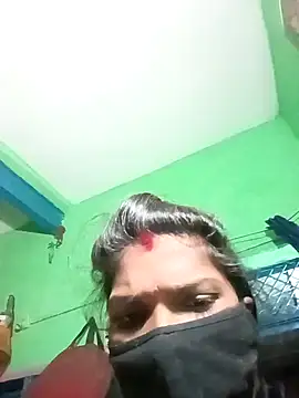Snapshot of Poonam-bab chatting on December 2024 01:21:01 PM Poonam-bab online show from December 2024 01:21:01 PM
