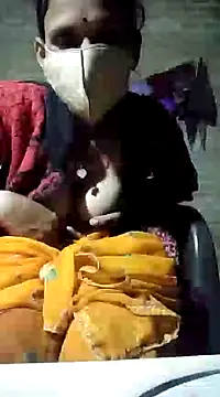Snapshot of Poonam-bab chatting on December 2024 04:02:02 PM Poonam-bab online show from December 2024 04:02:02 PM