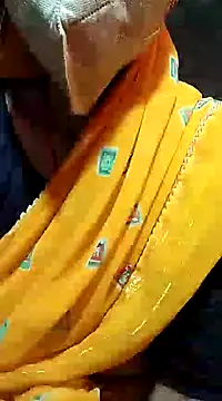 Snapshot of Poonam-bab chatting on January 2025 08:51:02 AM Poonam-bab online show from January 2025 08:51:02 AM