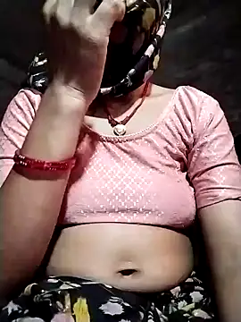 Snapshot of Poonam-bab chatting on February 2025 07:12:01 AM Poonam-bab online show from February 2025 07:12:01 AM