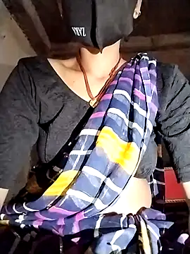 Snapshot of Poonam-bab chatting on February 2025 09:36:02 AM Poonam-bab online show from February 2025 09:36:02 AM