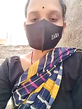Snapshot of Poonam-bab chatting on March 2025 08:27:01 AM Poonam-bab online show from March 2025 08:27:01 AM