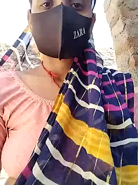 Snapshot of Poonam-bab chatting on March 2025 07:14:02 AM Poonam-bab online show from March 2025 07:14:02 AM